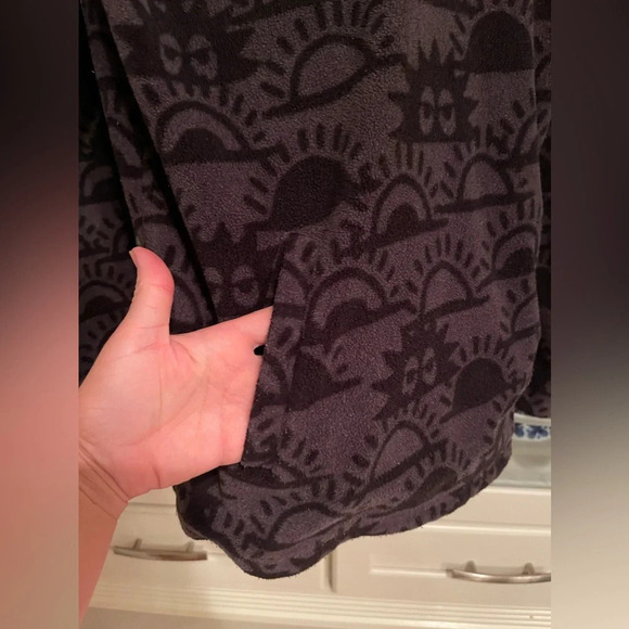 Vissla Fleece Hoodie boys size xl - Picture 6 of 7